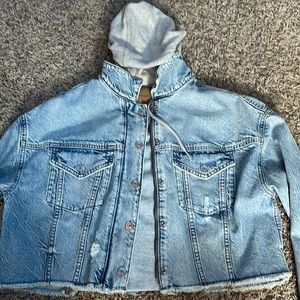 American eagle, Size Medium, light wash